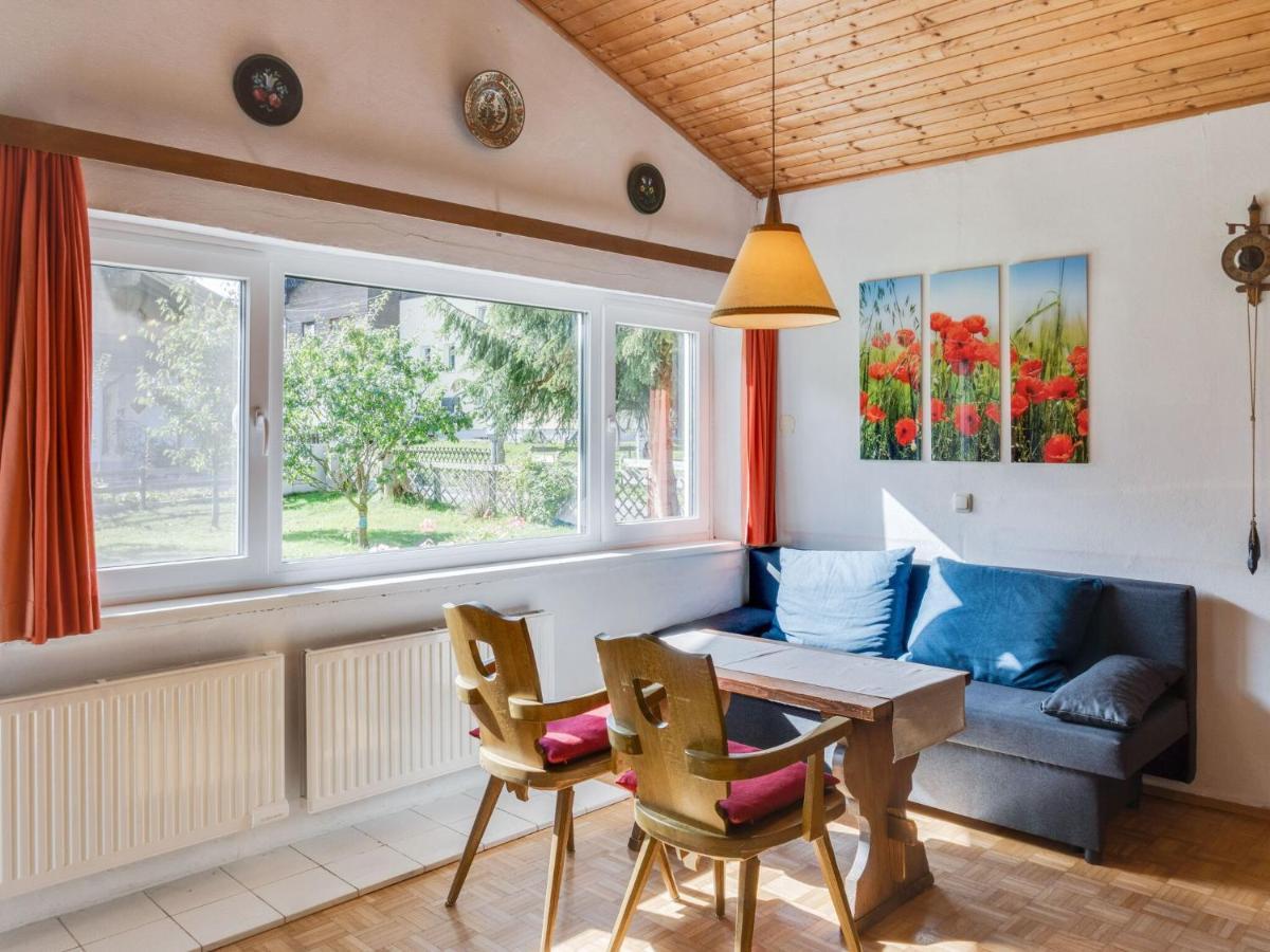 Spacious Chalet In Maishofen Near Forest Eksteriør billede