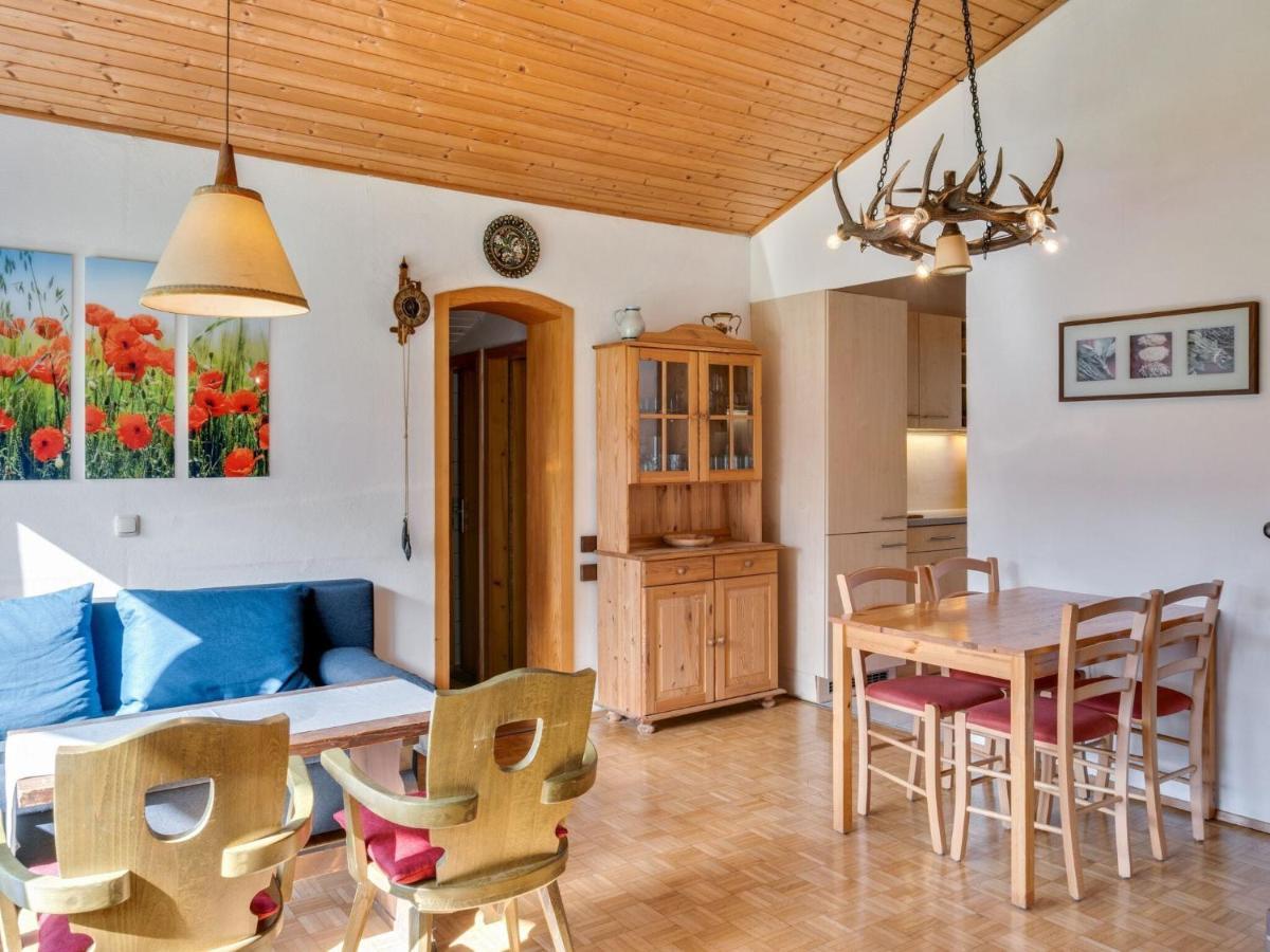 Spacious Chalet In Maishofen Near Forest Eksteriør billede
