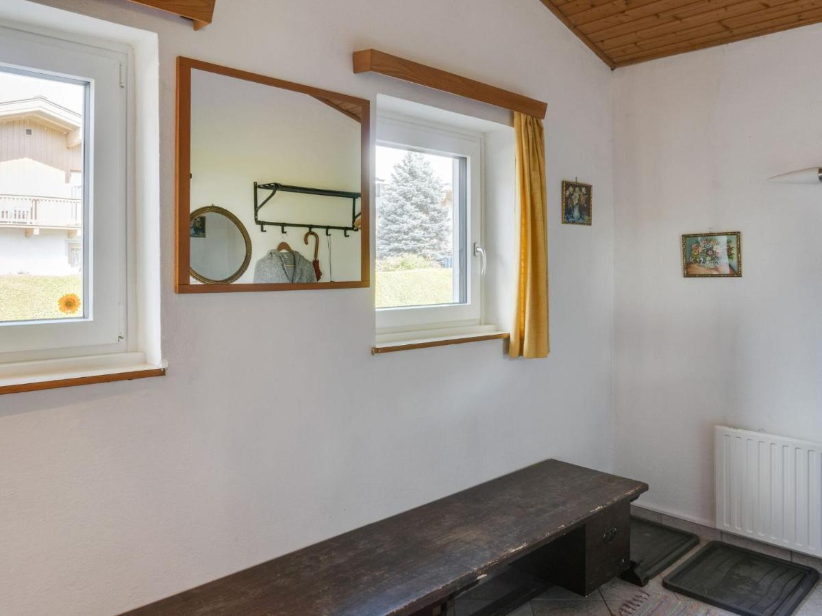Spacious Chalet In Maishofen Near Forest Eksteriør billede