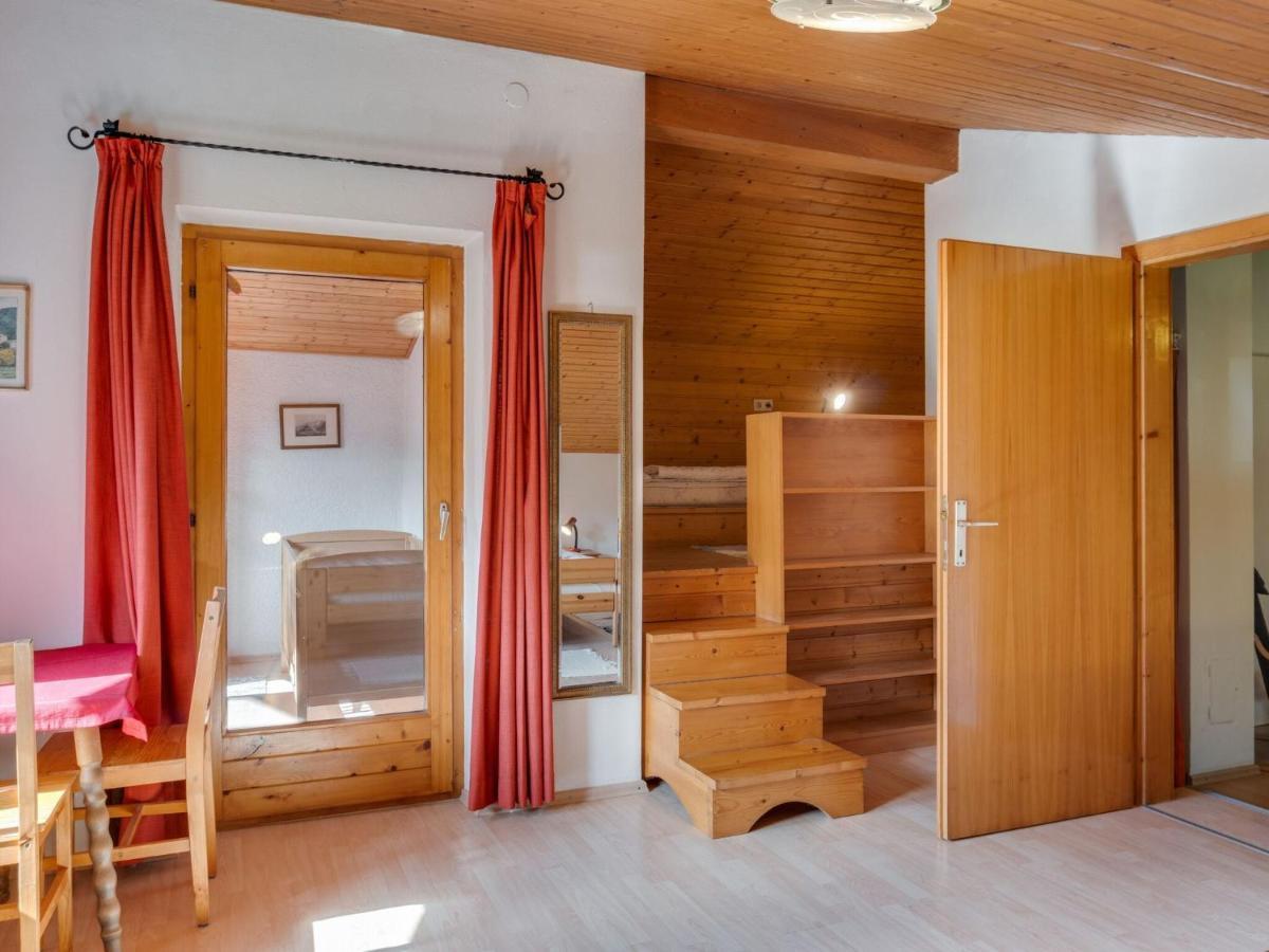 Spacious Chalet In Maishofen Near Forest Eksteriør billede