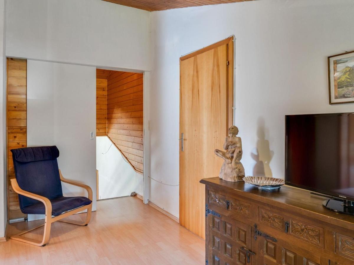 Spacious Chalet In Maishofen Near Forest Eksteriør billede